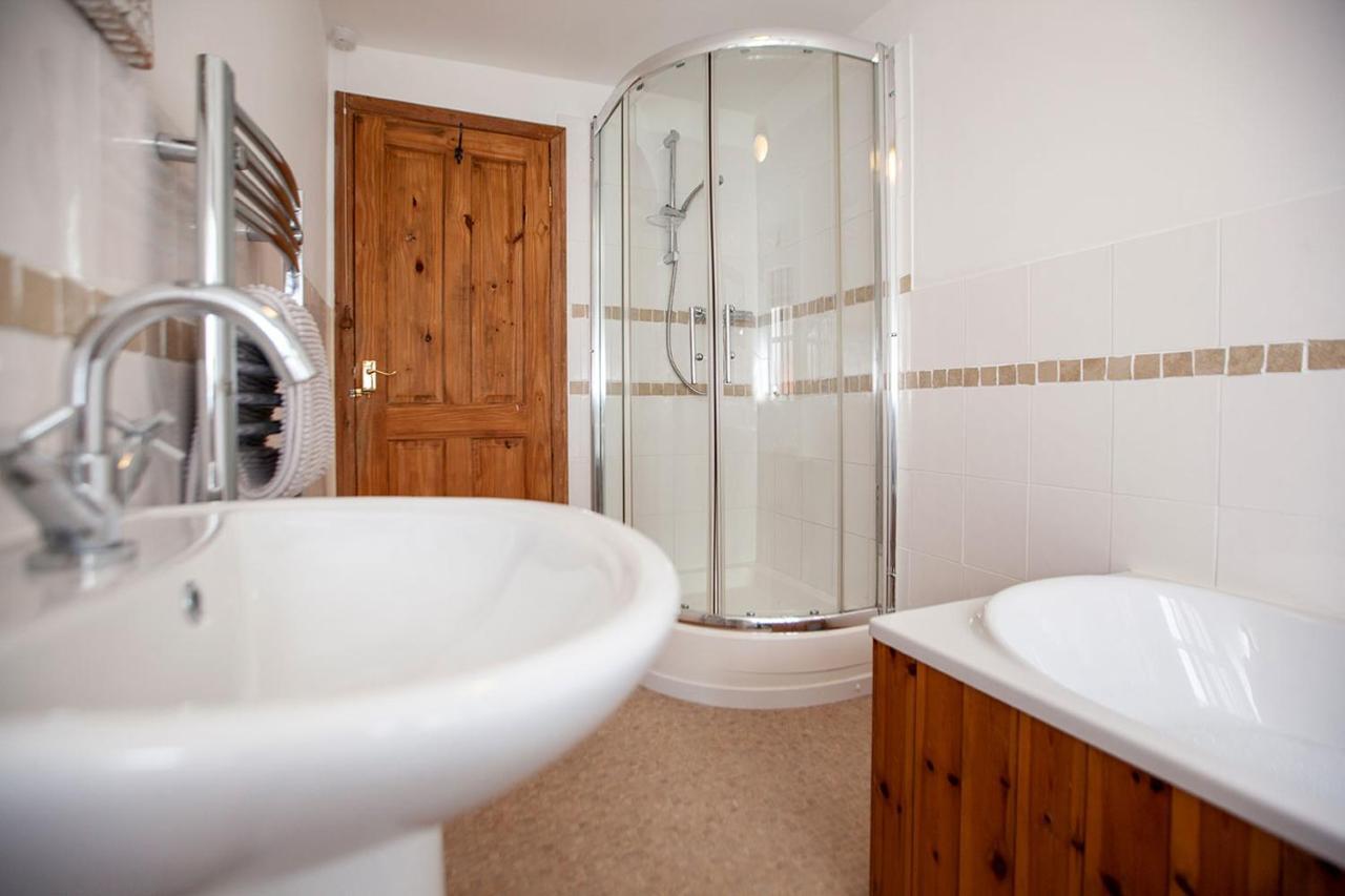 Farndale Cottage Уитби Экстерьер фото